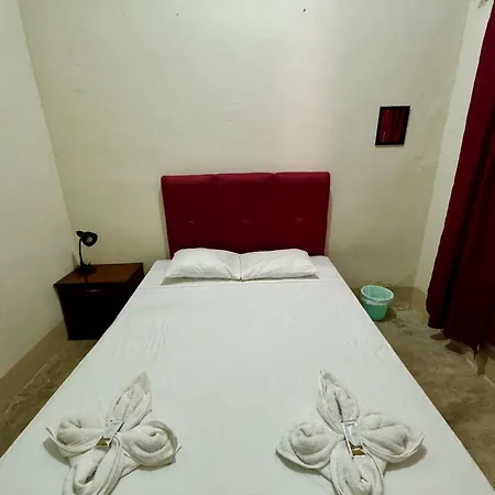 Hostal Los Girasoles By Hostal Inn Flores Exterior photo