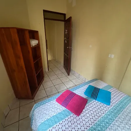 Hostal Los Girasoles By Hostal Inn Flores Exterior photo